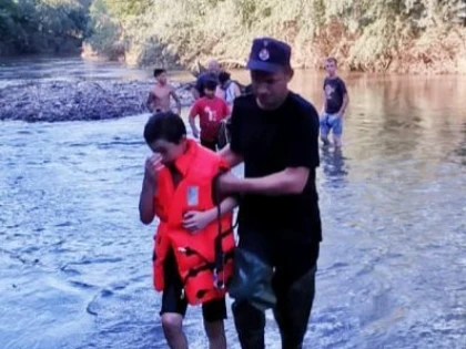 Un copil a fost salvat de la înec, de pompierii din Sebiș