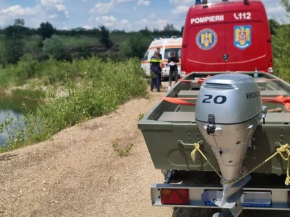 Un copil a murit înecat într-un lac între Neudorf și Lipova