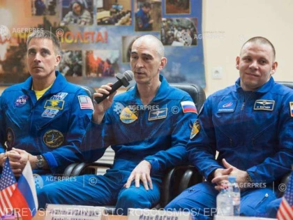 Un echipaj spațial pleacă joi către Staţia Spaţială Internaţională