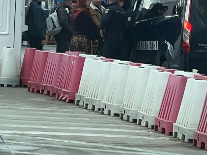 Un jandarm arădean, aflat în timpul liber, a prins în Oradea o femeie pe numele căreia exista mandat de aducere