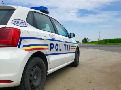 Un minor a fost prins conducând o autoutilitară prin Covăsânț