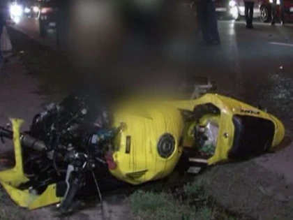 UN MOTOCICLIST AUSTRIAC A MURIT DECAPITAT, DUPA CE S-A IZBIT DE O AUTOUTILITARA