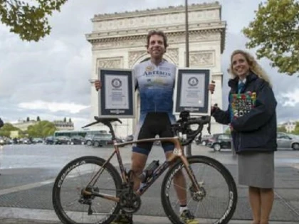 Un nou record mondial pentru cea mai rapidă traversare a planetei pe bicicletă