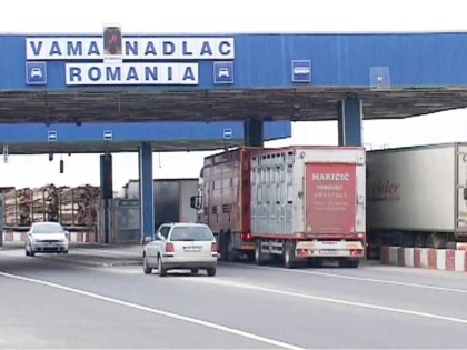 UN ROMAN A FOST DEPISTAT CU CERTIFICATUL DE INMATRICULARE FALS AL AUTOVEHICULUI, LA FRONTIERA