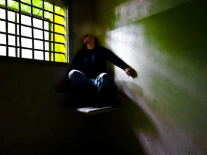 Un român a fost găsit spânzurat într-o închisoare din Sicilia
