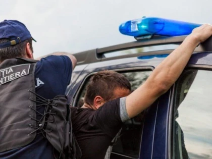 Un român, căutat în Spania pentru trafic de droguri, prins în Vama Nădlac