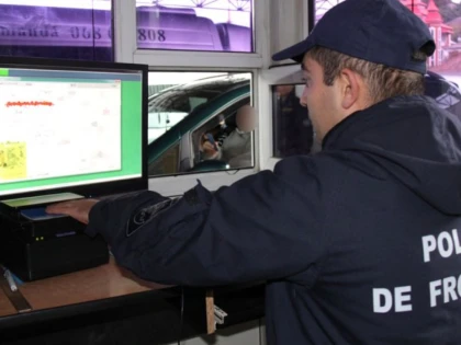 Un sirian a încercat să treacă vama Nădlac cu un pașaport fals