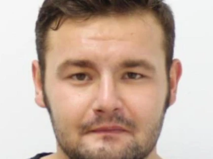 Un tânăr a fugit de la Psihiatrie. Dacă îl vedeți sunați la 112!