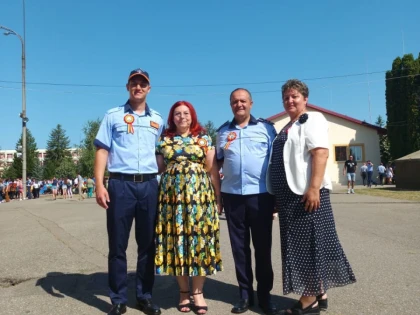 Un tânăr crescut în casele de tip familial a depus jurământul militar la Școala de Agenți de la Câmpina