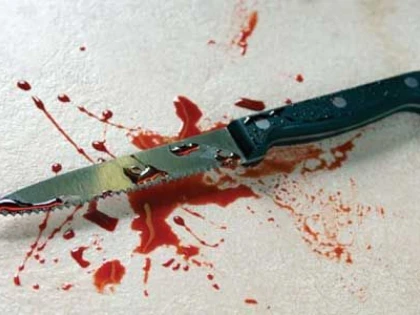 Un tânăr de 17 ani, în stare critică după ce a fost înjunghiat de fratele său de 15 ani