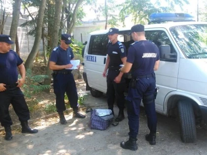 Un tânăr de 24 de ani, prins în Piața Spitalului cu țigări de contrabandă