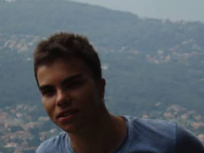 Un tânăr din Ineu a murit spulberat de TIR, în Franța