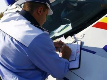 Un tânăr din Năvodari a fost prins conducând fără permis, în Șimand