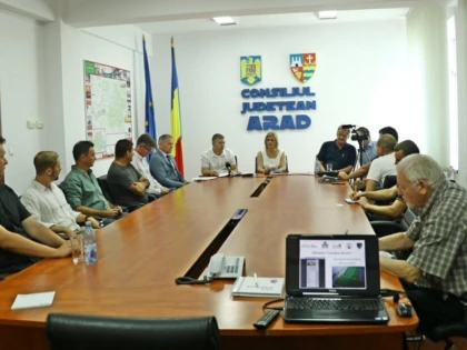 Una dintre cele mai mari fortificaţii preistorice din Europa a fost descoperită la Sântana