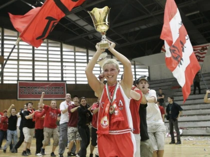 UNIV.GOLDIS ICIM ARAD SI-A ADUS CONDUCATOARE DE JOC DIN SERBIA