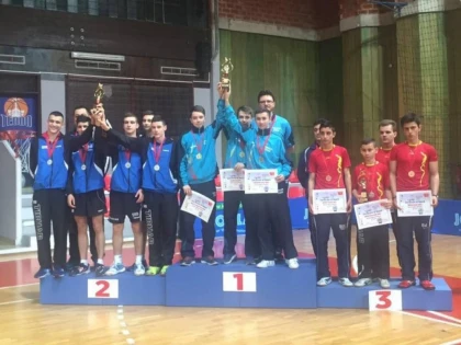 UPDATE: PAUL MLADIN, DUBLU MEDALIAT BALCANIC LA TENIS DE MASĂ