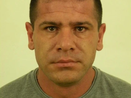 (UPDATE) Un bărbat din Macea a reușit să fugă de sub escortă. Dacă îl vedeți sunați imediat la 112!