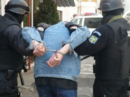 Urmărit național, se plimba în voie prin Arad