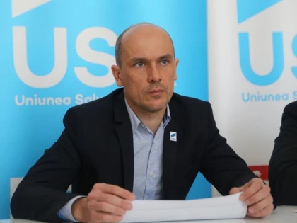 USR Arad a venit cu propuneri la Regulamentul pentru Ștrand și Patinoar