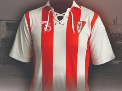 UTA 75: Spectacol în online - goluri şi victorii memorabile, plus un tricou retro de colecţie!