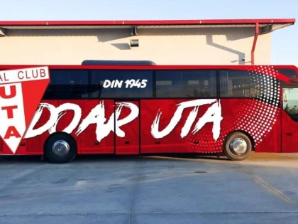UTA a demarat spre Ciuc la bordul unui autocar personalizat