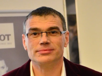 UTA a primit licenţa pentru Liga 1. Meszar: ”Felicitări şi mulţumiri staff-ului administrativ”