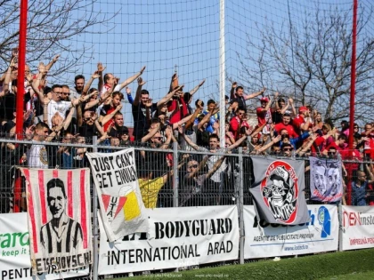 UTA ar putea avea suporteri în tribune, dar mai puţini decât rivalele la promovare!