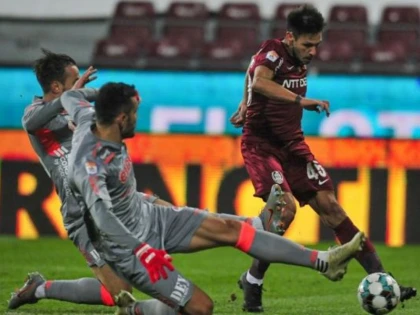 UTA - CFR Cluj, duel în careul de aşi! Oltenii pierd în Gruia şi rămân în afara play-off-ului