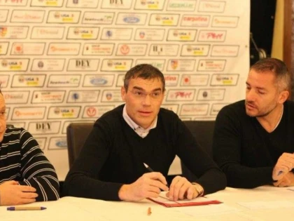 UTA clarifică problema salariilor şi a excluderilor din lot