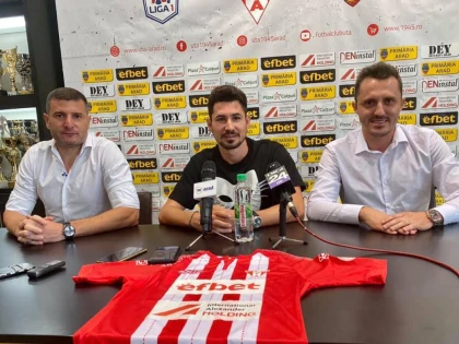UTA l-a prezentat oficial pe Marian Pleaşcă: "Un club mare, cu suporteri fantastici"