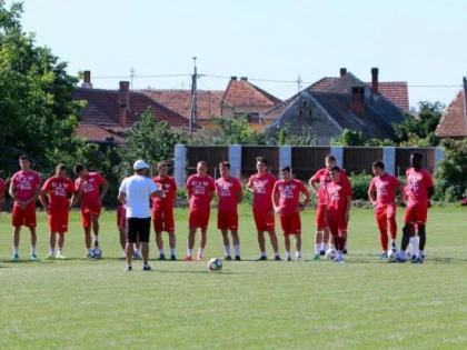 UTA parcurge săptămâna cantonamentului pe plan local