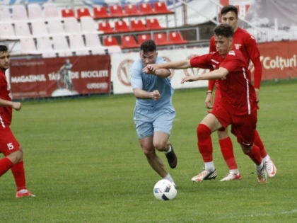 UTA s-a încălzit cu Şeitinul, pentru sprintul final al sezonului