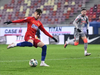 UTA scapă de "perla" lui Gigi Becali! FCSB trimite mulţi jucători la echipa a doua