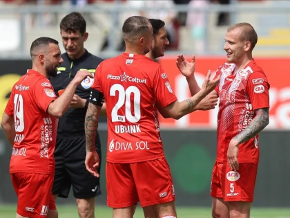 UTA şi-a premiat suporterii cu o victorie, la ultima reprezentaţie din acest sezon pe “Francisc Neuman” (FOTO)