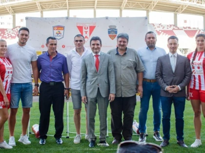 UTA şi-a prezentat oficial sponsorii, iar primarul Bibarţ promite o finanţare egală cu cea de anul trecut (FOTO)