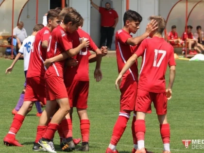 UTA şi Viitorul, victorii importante în campionatul U15