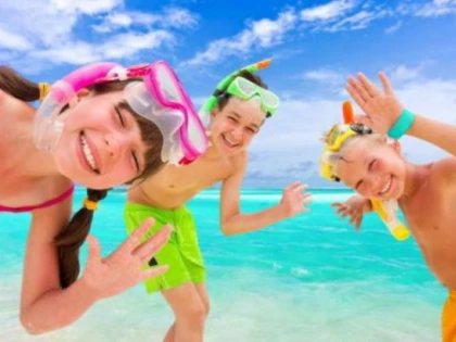 Vacanța de vară s-ar putea prelungi cu o săptămână