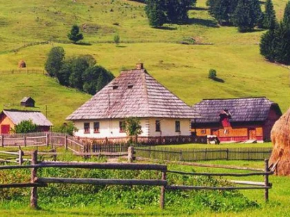 „VACANTE LA TARA“ CU PRETURI DE LA 175 DE LEI PE SASE ZILE