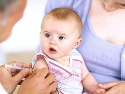 ”Vaccinurile salvează vieți”- campanie de promovare a imunizării copiilor