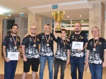 Vados IFB Finwest Arad a defilat în Superliga de șah și este campioană națională pentru a treia oară! (FOTO)