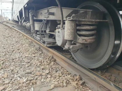 Vagonul unui tren de călători a deraiat între Timișoara și Arad