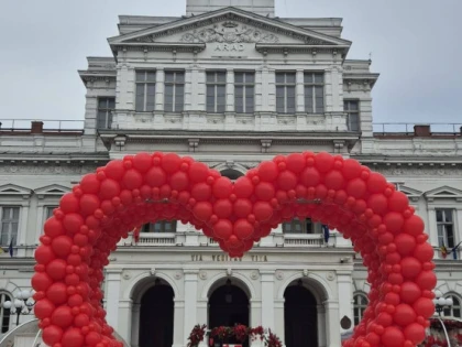Valentine’s Day la Arad: „Căsătorii de o zi”, în centrul orașului