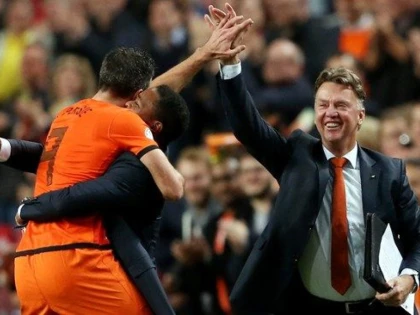 VAN GAAL: SUNT MANDRU CA OLANDA A INCHEIAT NEINVINSA CUPA MONDIALA 