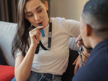 Vaparea creează dependență? Descoperă opțiunile de țigări vape fara nicotină pentru a evita acest lucru