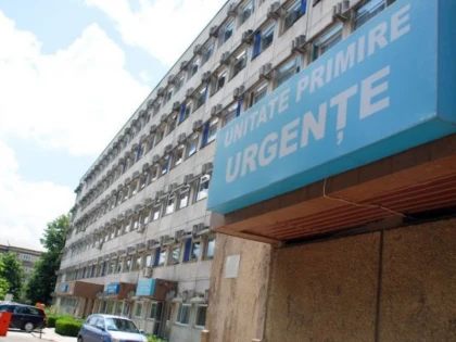 VASLUI: COPIL DE 11 ANI, IN STARE GRAVA LA SPITAL DUPA CE A FOST GASIT IN COMA ALCOOLICA PE STRADA