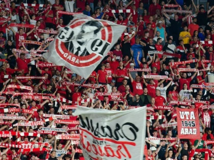 Vechii abonați ai UTA-ei se revoltă! Un abonament în peluza CFR Cluj costă cât un bilet la tribuna I, pe Francisc Neuman!