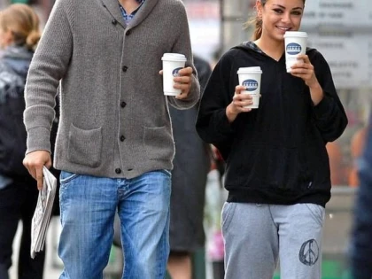 VESTILE BUNE DE PESTE OCEAN! ASHTON KUTCHER SI MILA KUNIS SE PREGATESC SA DEVINA PARINTI PENTRU A DOUA OARA