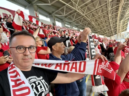 Viceprimarul Ilie Cheșa le dă vești bune utiștilor: ”Într-o perioadă scurtă vom înlocui gazonul”. Se vor monta turnicheți noi la tribuna a II-a