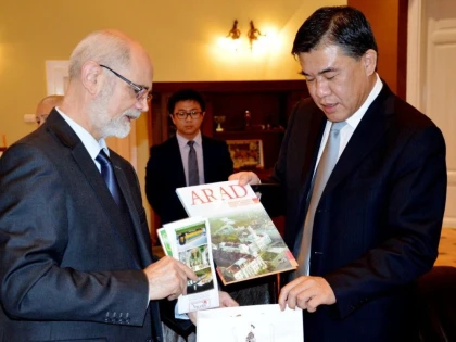 VICEPRIMARUL LEVENTE BOGNAR S-A INTALNIT CU REPREZENTANTII AMBASADEI CHINEI