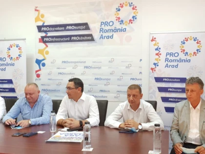 Victor Ponta a venit la Arad pentru a-și încuraja colegii înainte de alegeri